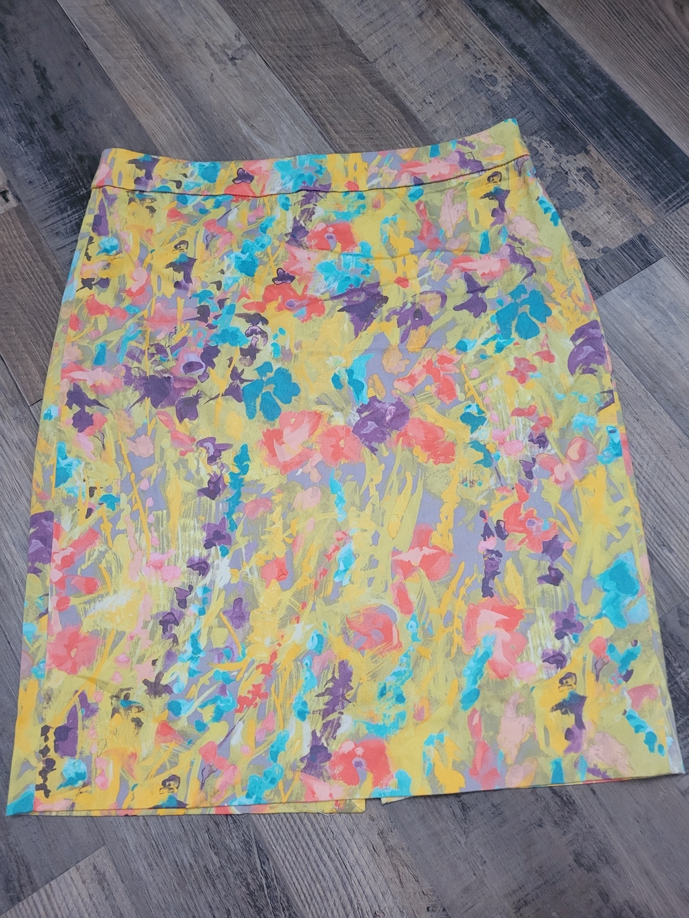 J Crew Size 6 Pencil Skirt Multi Watercolor Print
